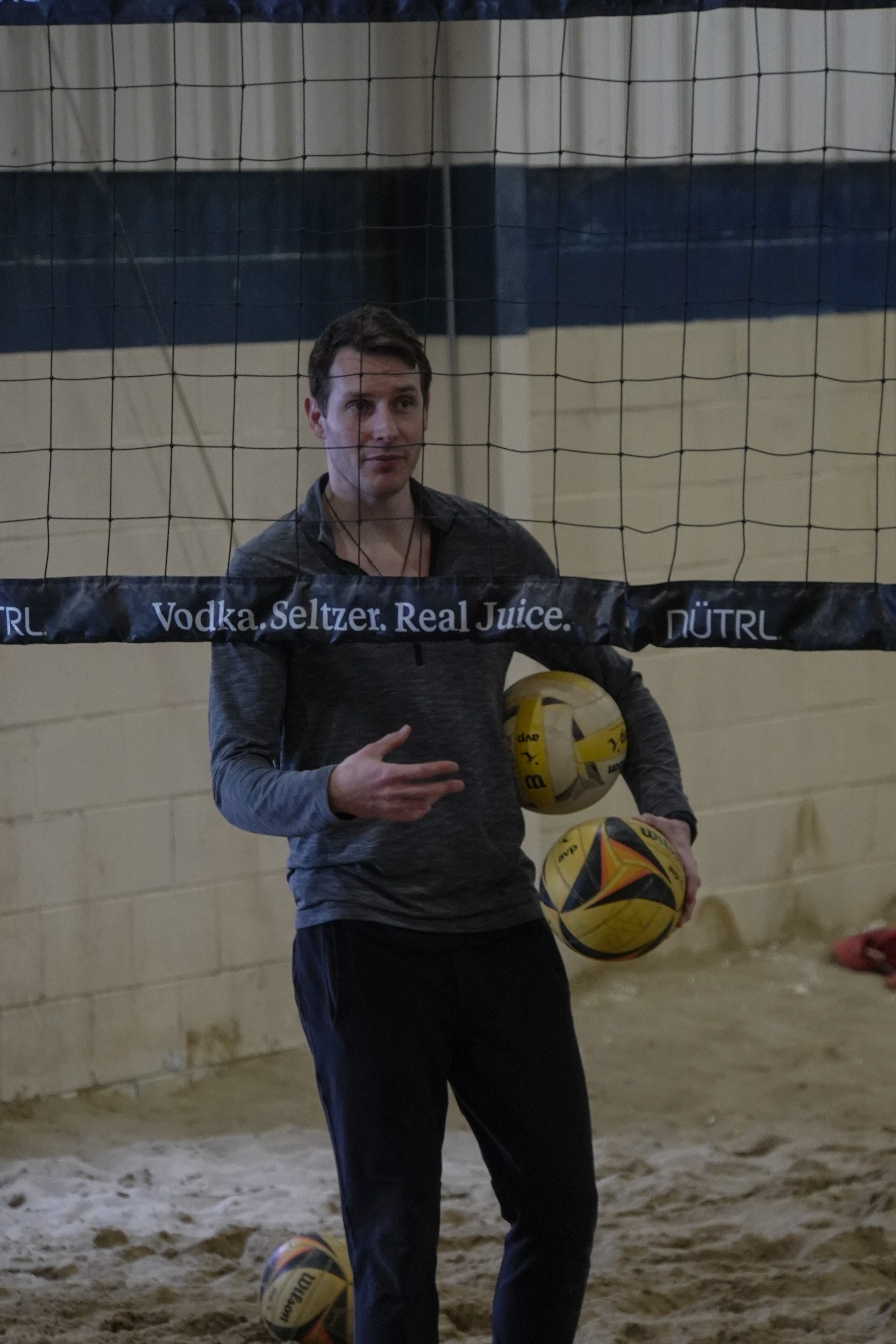 Loading, please wait